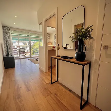 Apartment Downtown 45 With Pool By Homing *