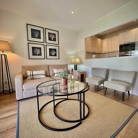 Apartment Downtown 45 With Pool By Homing *