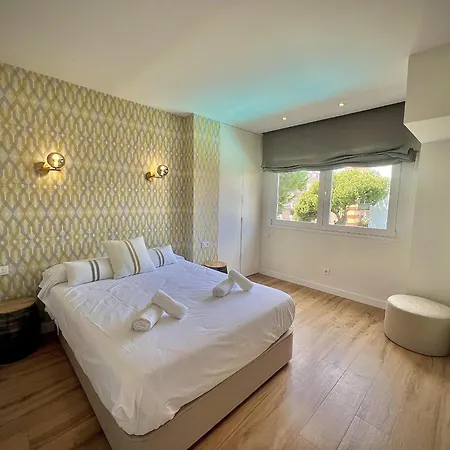 Downtown 45 With Pool By Homing Apartment *