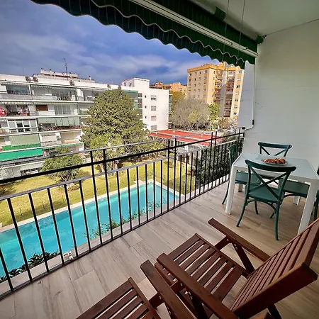 Apartment Downtown 45 With Pool By Homing Marbella