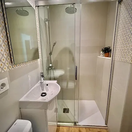 Apartment Downtown 45 With Pool By Homing Marbella
