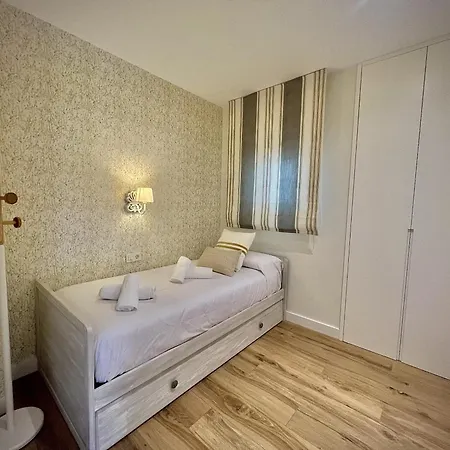 Downtown 45 With Pool By Homing * Marbella