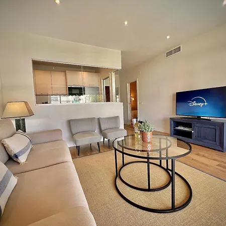Apartamento Downtown 45 With Pool By Homing Marbella